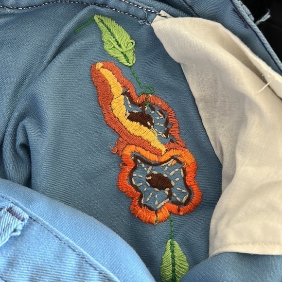 Vintage 1960s wide leg bell bottom wranglers with embroidery size 18 - Picture 16 of 16